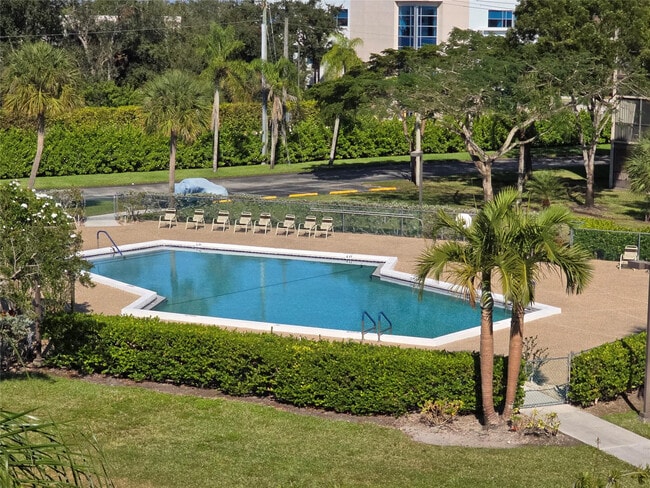 Photo - 550 SW 138th Ave Unit K402