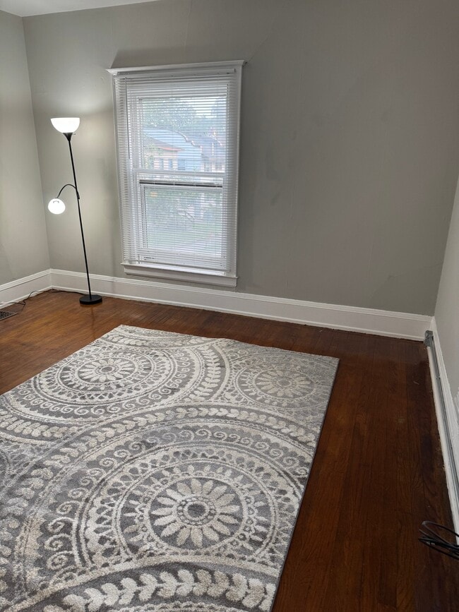 112 Eastern Ave SE Unit 2