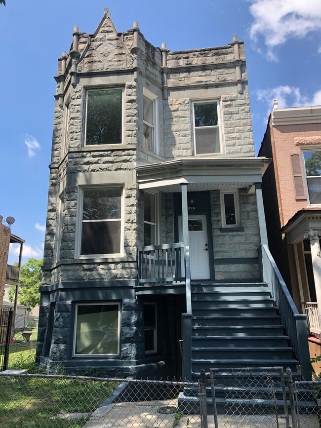 Building Photo - 1920 S Spaulding Ave Unit 1