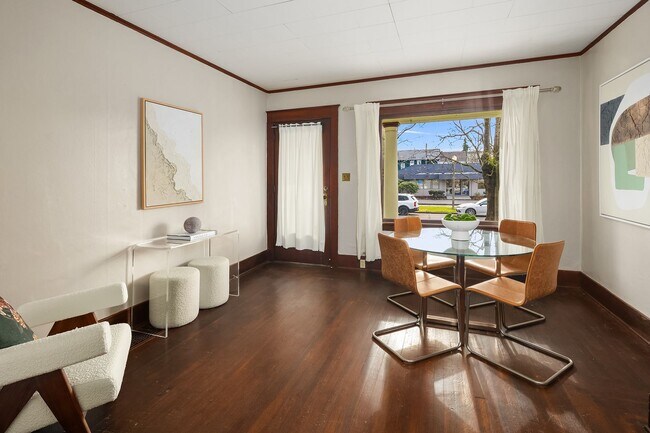 Photo - Charming 1 Bedroom Downstairs Unit****COMING SOON*** Unit B
