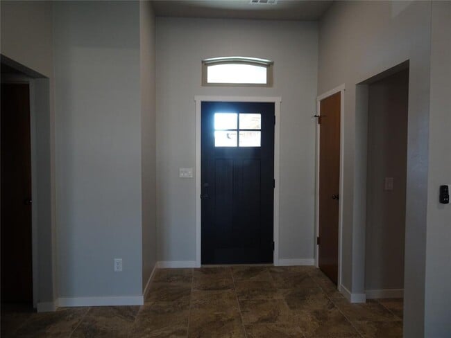 Photo - 8412 Pinewood Dr
