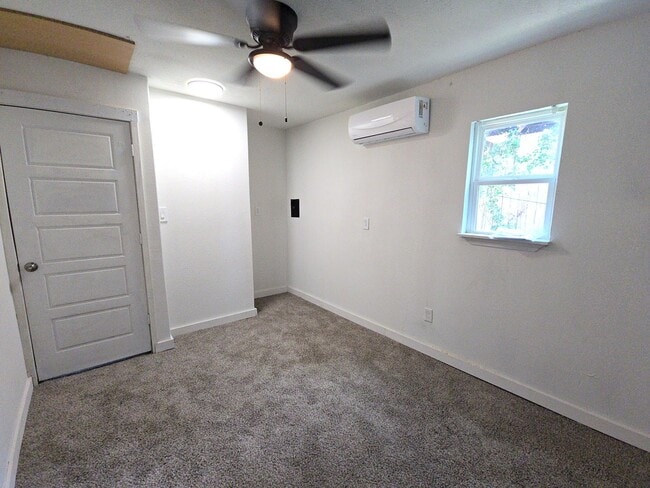 Photo - 9010 Linda Vista Rd Unit C