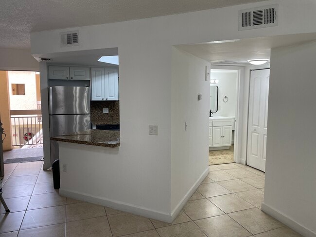 Photo - 8215 Lake Dr Unit 8215 Lake Drive Apt 307