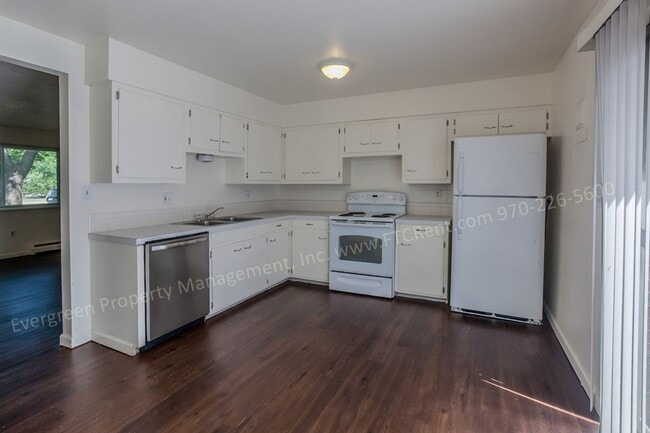 Building Photo - 1606 N Estrella Ave Unit 2