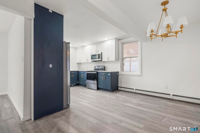 Photo - 93 Sunnyside Ave