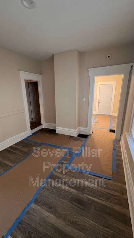 Photo - 1345 E Livingston Ave Unit 1345