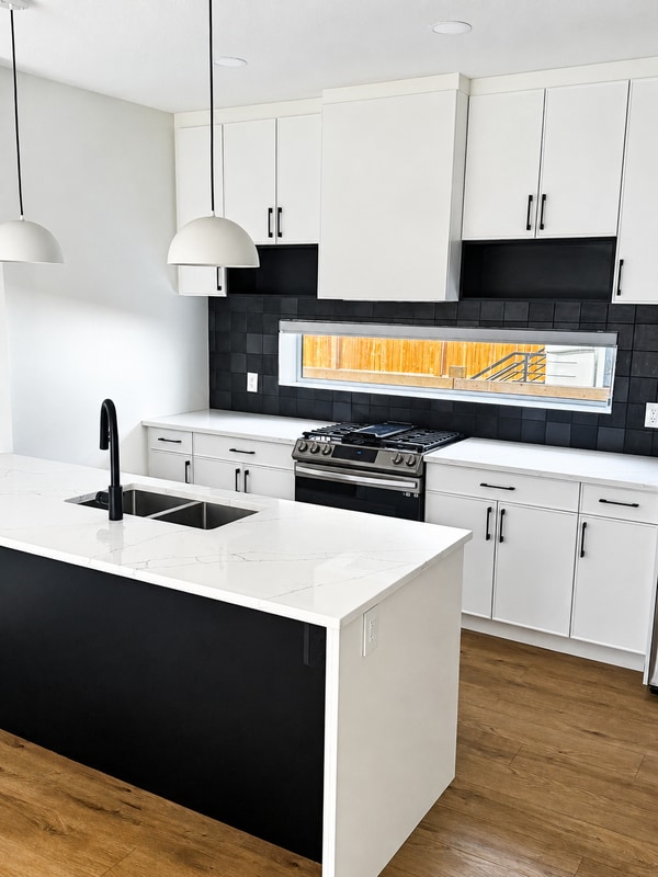Photo - 12810-12113 113 Ave NW