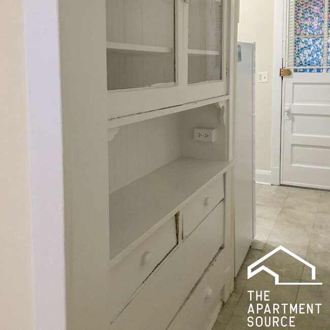 Photo - 2890 N Clark St Unit 1