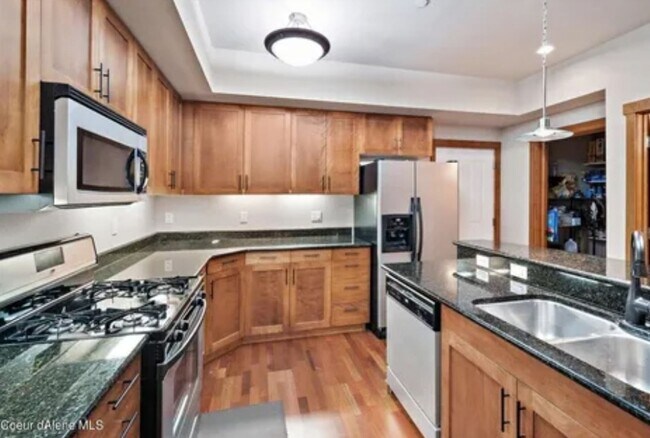 Photo - Executive Townhome - Walking distance to C...