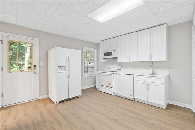 3418 Rose Arbor Ct