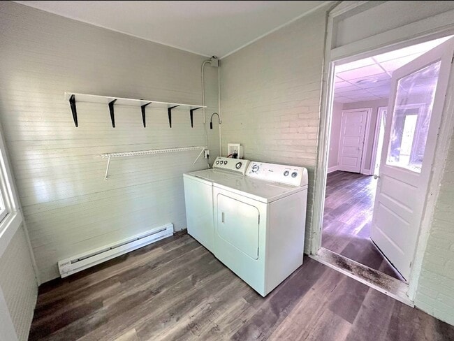 Photo - Large 2 bedroom House for Rent