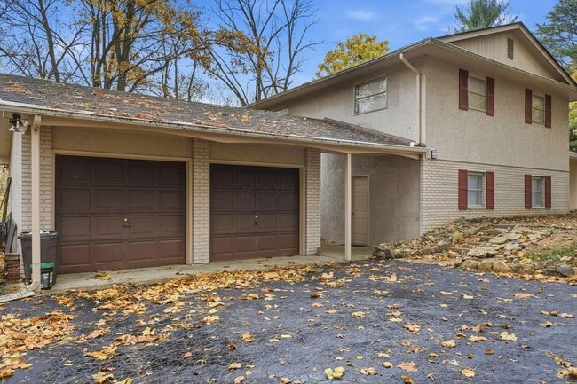 Photo - 4883 Stonehaven Dr