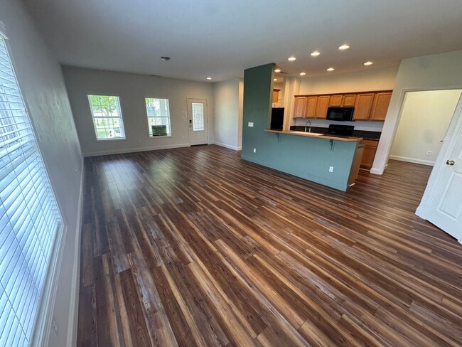Photo - 111 Hatleyberry St