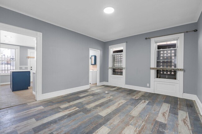 Photo - 555 Jefferson Ave Unidad 1