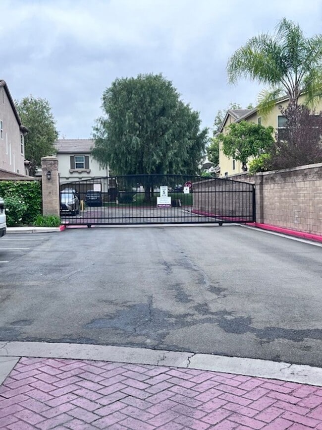 Photo - Redlands Home in Gated Community