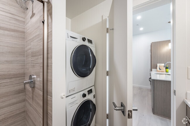 1BR, 1BA - 478SF - Laundry