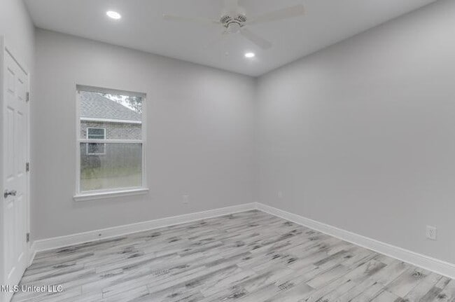 Photo - 3121 Seahorse Rd