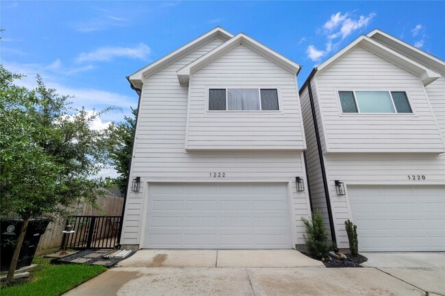 Photo - 1222 Mcneil St