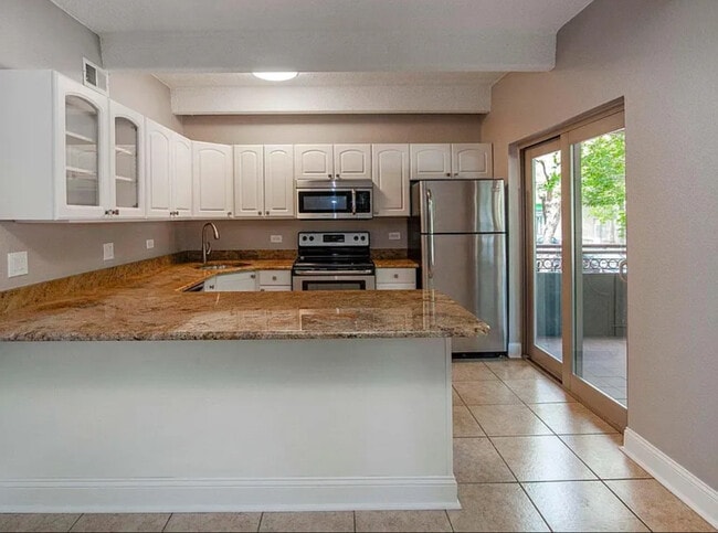 Photo - 1441 N Humboldt St Unidad #104