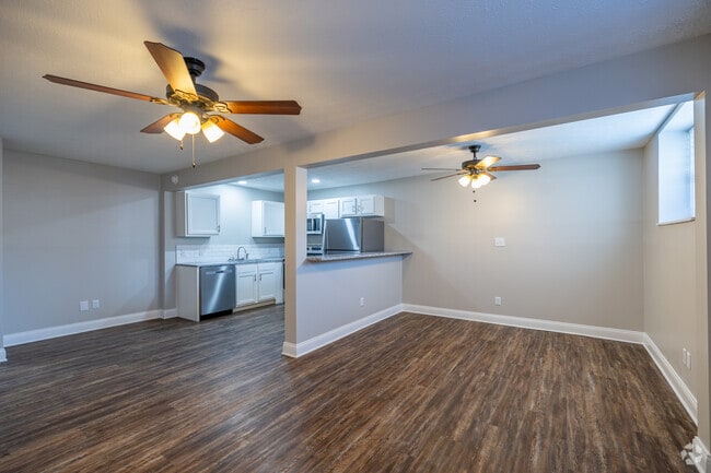 1BD, 1BA - 873SF