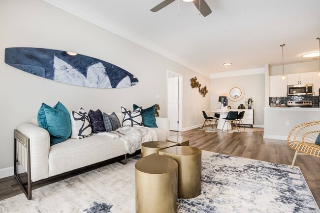 Avana Lake Norman
