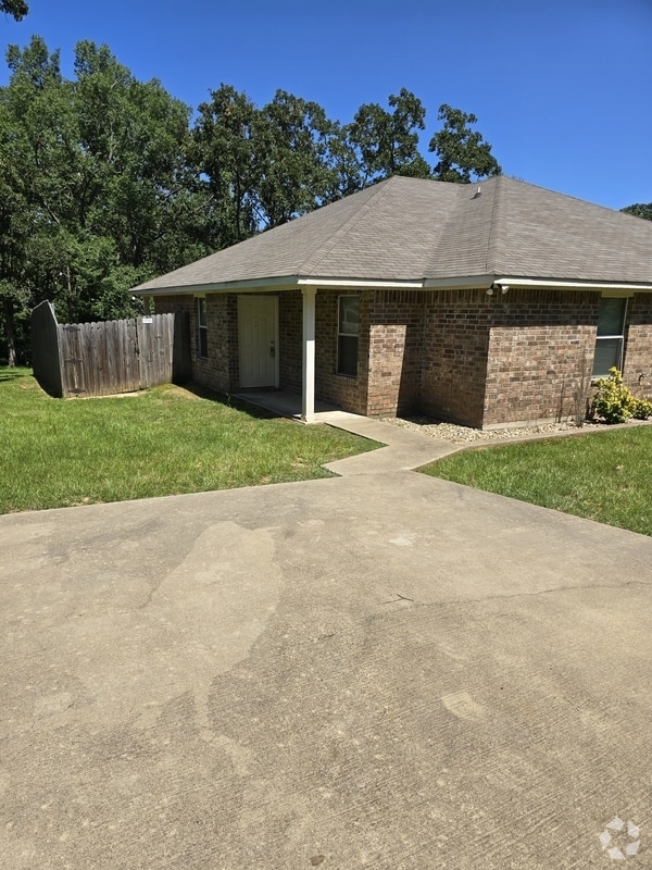 Building Photo - 15187 County Rd 195 Rental
