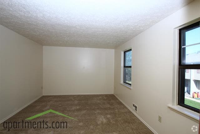 Bedroom - Cedar Hill Townhouses