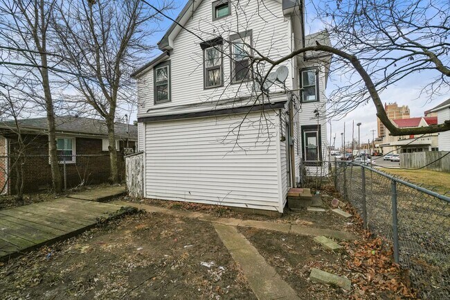 Photo - 131 W 13th St Unit 131 West 13th Street