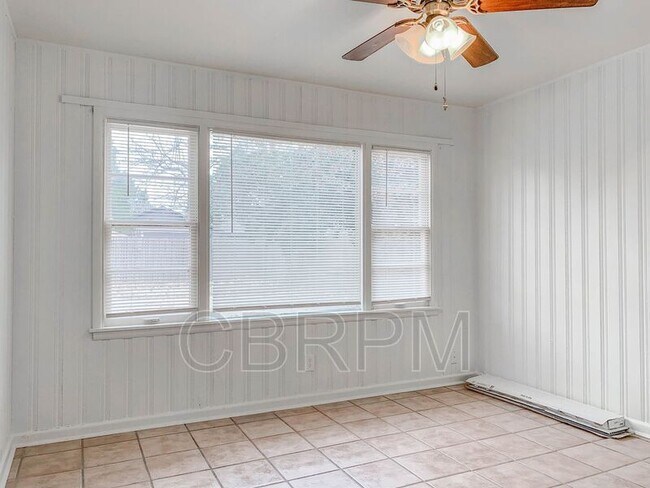 Photo - 4315 42nd St