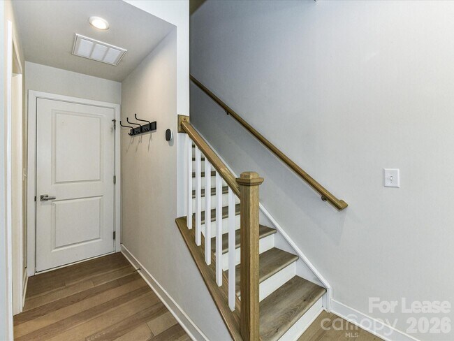 Photo - 408 Tristram Ln