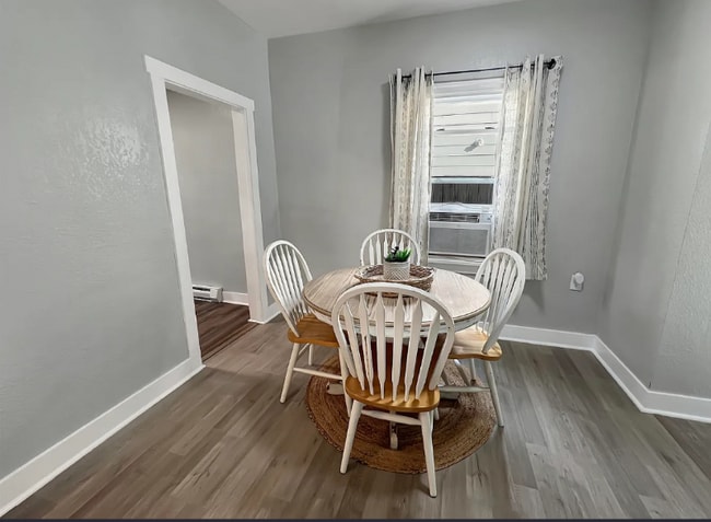 Photo - 1718 W Dean Ave