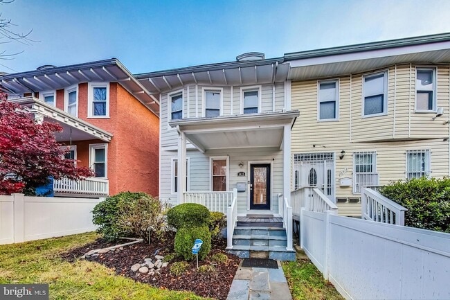 Building Photo - 5415 Illinois Ave NW Rental