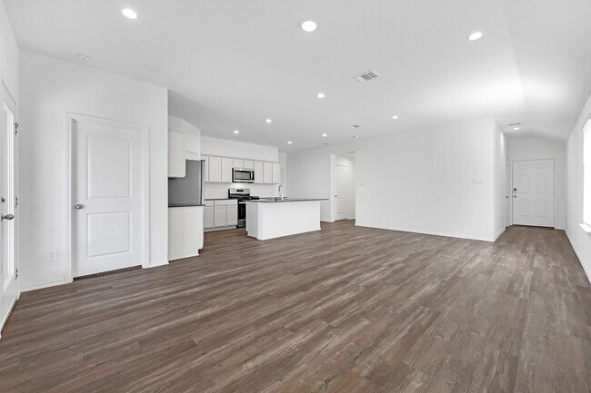 Photo - 40623 Spruce Ln