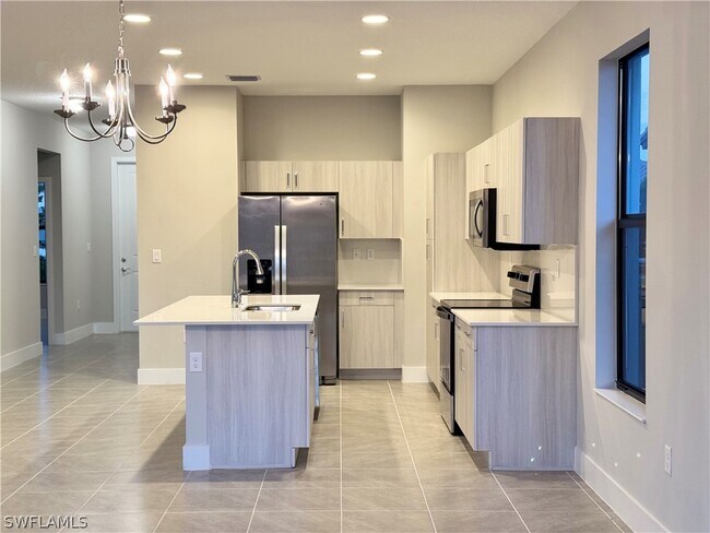 Photo - 5570 Cassidy Ln