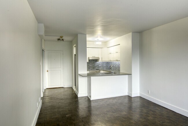 Photo - 3555 Chem. de la Côte-des-Neiges Unité 408