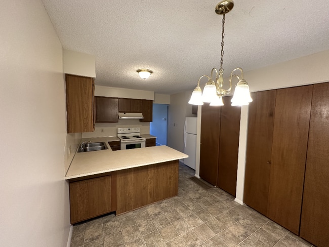 Photo - 624 Cumberland Dr Unit 709 Devonshire
