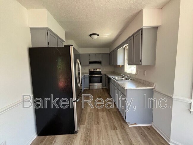 Photo - 8029 Perry Creek Rd