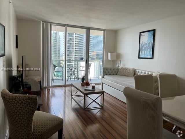 Building Photo - 1155 Brickell Bay Dr Unit 1805 Rental