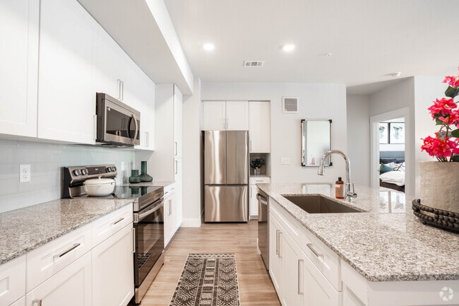 Interior Photo - Broadstone EADO Rental