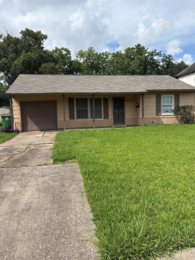 Photo - 3935 Cosby St