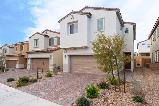 Three Bedroom, 2.5 Bathroom Single Family ... - Three Bedroom, 2.5 Bathroom Single Family ... Casa