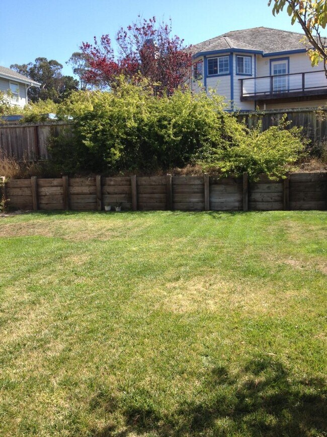 Photo - 633 Silver Ave