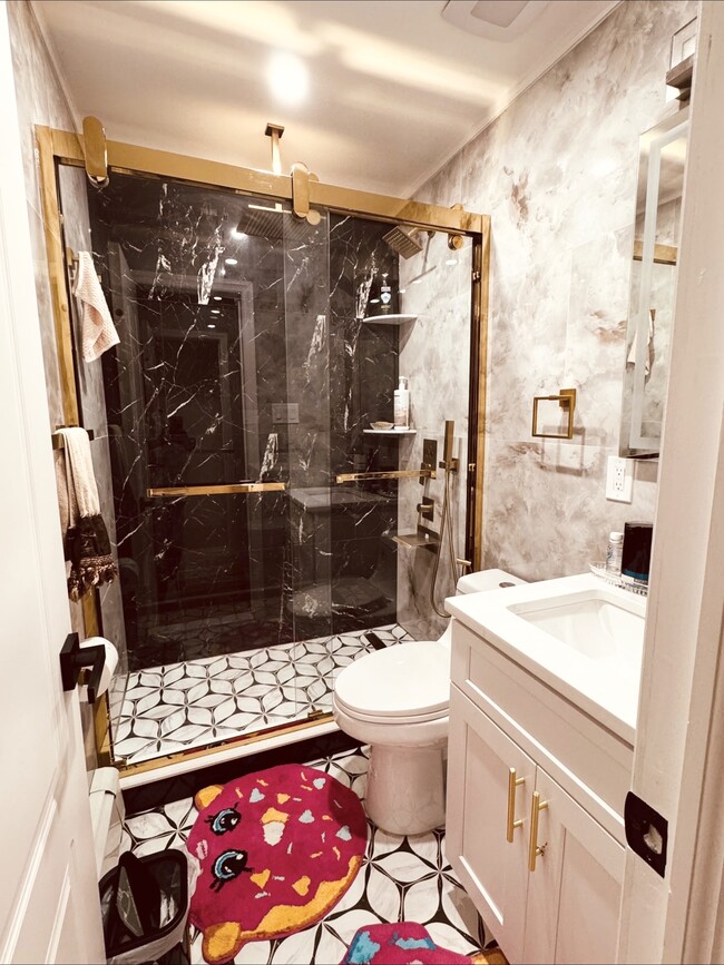 Photo - 2136 47th St Unit 1