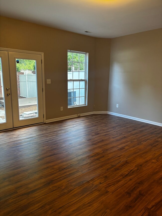 Photo - 8533 Kangaroo Ct