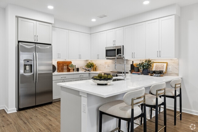 1BR, 1BA - 767SF - Kitchen