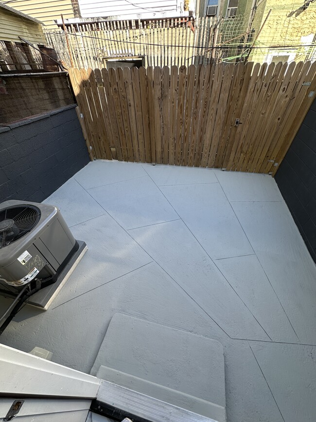 Photo - 2041 S Norwood St