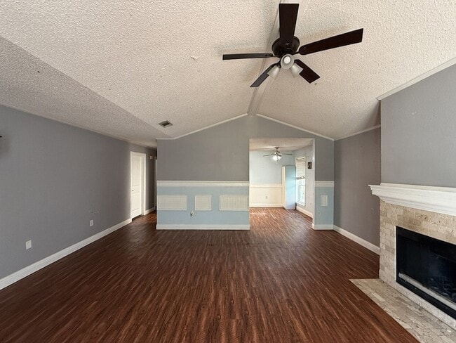 Photo - 1116 Hidden Creek Dr