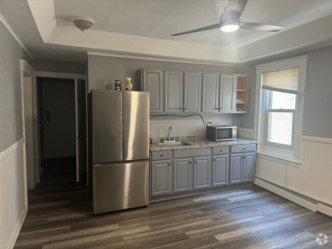 Building Photo - 17 Hampden St Unit 2 Rental