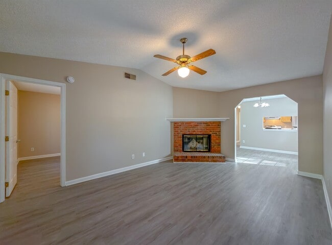 Photo - 2415 Talco Hills Dr