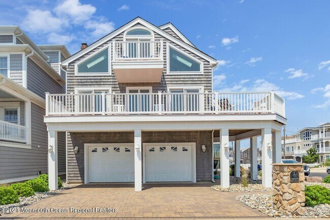 1101 S Ocean Ave